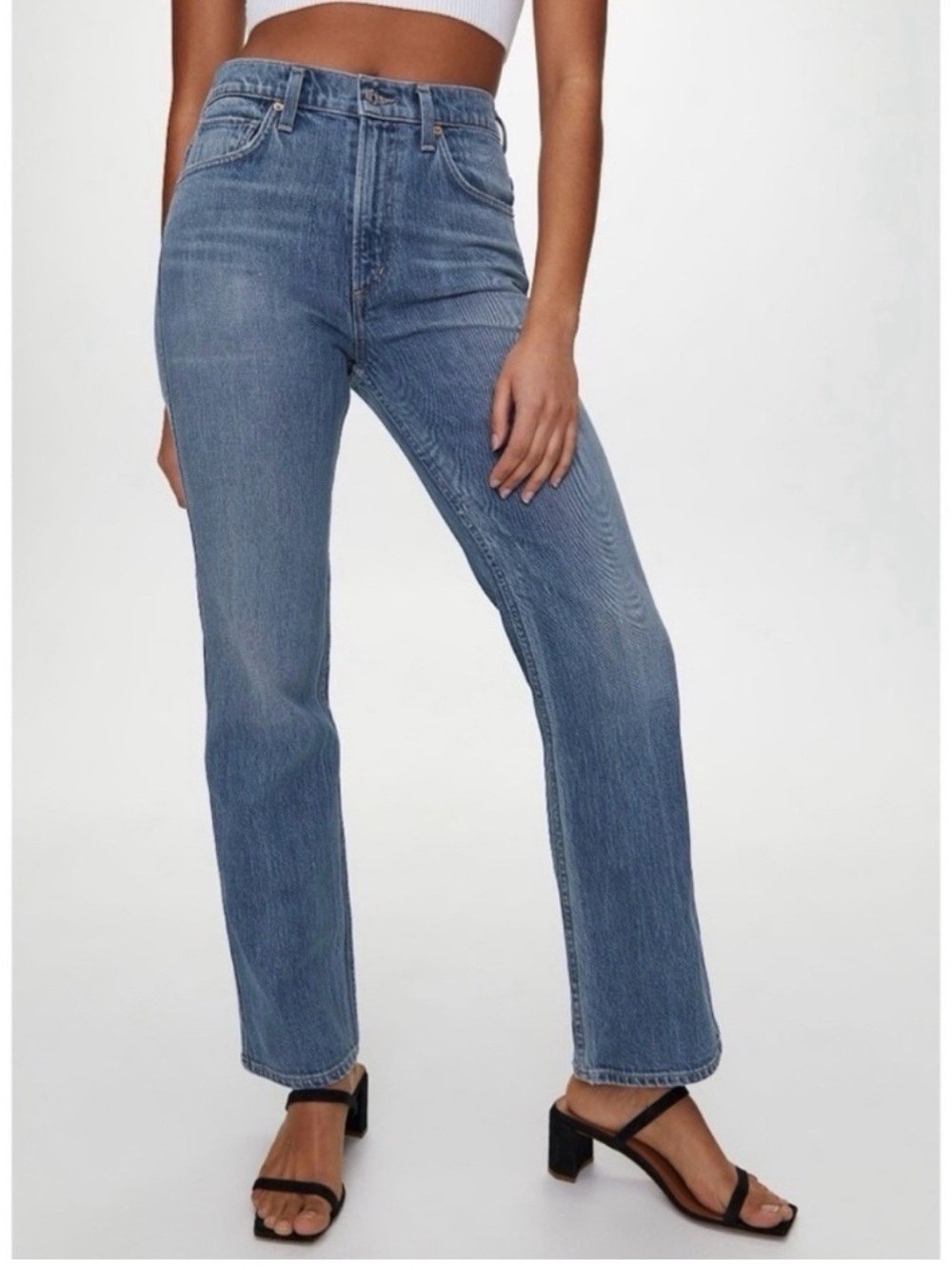 Citizens Of Humanity Mid-Rise Straight Leg Jeans in Medium Blue
